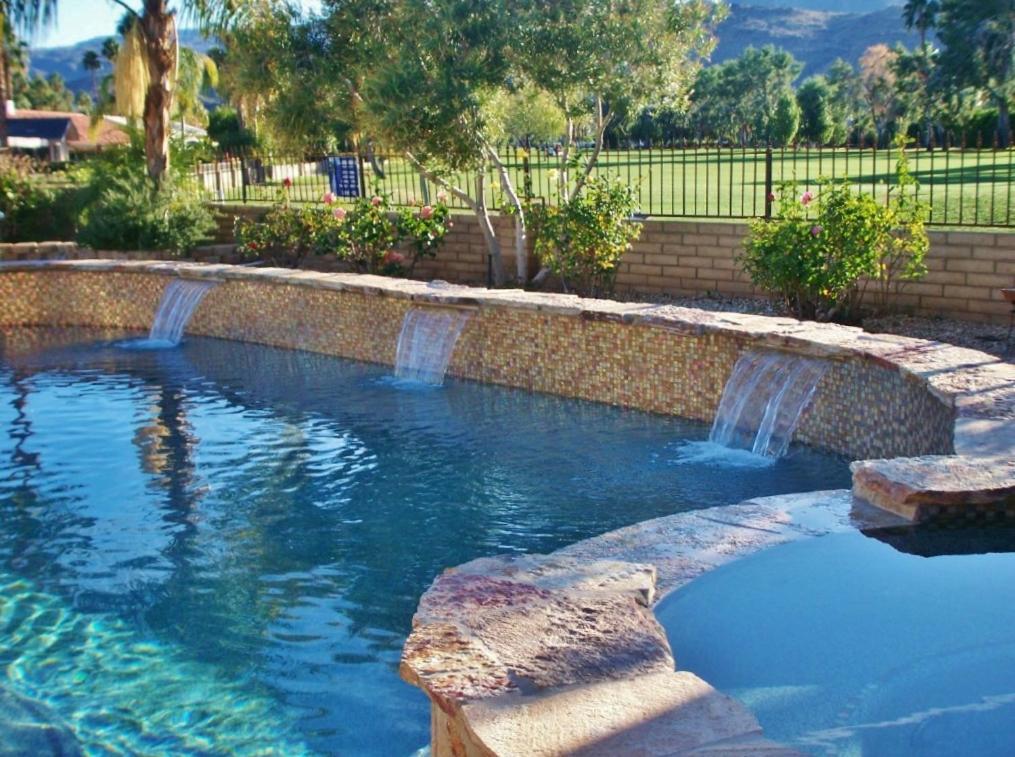 Palm Springs Golf Course Home Private Pool And Spa! Exterior photo