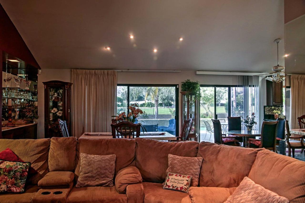 Palm Springs Golf Course Home Private Pool And Spa! Exterior photo
